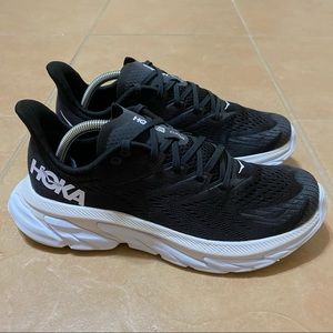 Hoka One One Clifton Edge Black / White - 1110510